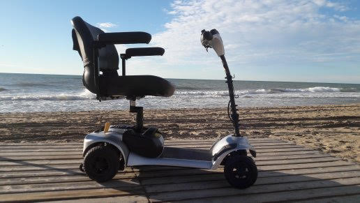 Scooters y sillas de ruedas eléctricas con baterías homologadas para viajar en avión y crucero